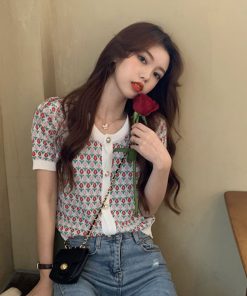 Cropped Ice Silk Knitted Short-Sleeve T-Shirt for Women, Unique Summer Top in Hot Girl Style, Trendy 2025 Fashion