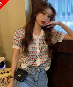 Cropped Ice Silk Knitted Short-Sleeve T-Shirt for Women, Unique Summer Top in Hot Girl Style, Trendy 2025 Fashion