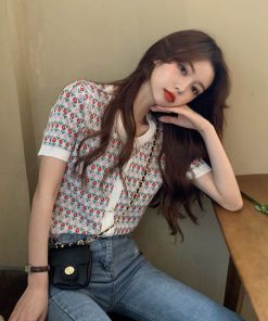 Cropped Ice Silk Knitted Short-Sleeve T-Shirt for Women, Unique Summer Top in Hot Girl Style, Trendy 2025 Fashion
