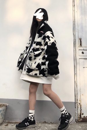 Curry People Winter Lamb Fleece Jacket Cow Print Zipper Stand Collar Thick Coat Loose Fit for Couples