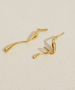 Curved Ribbon Silver Needle Gold-Plated Asymmetric Earrings - Niche Line Art Design for Unique Style