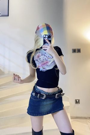 Cute Cat Print Stretchy Slim Fit T-Shirt - Comfortable Summer Top for Women - Trendy Dopamine Aesthetic