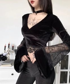 Cute Outfits For Rectangle Body Shape, Clothes Shifting - Goth Lace Flare Cuffs Crop Top