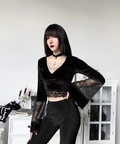 Cute Outfits For Rectangle Body Shape, Clothes Shifting - Goth Lace Flare Cuffs Crop Top