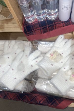 Cute Thick Star Plush Five-Finger Gloves for Girls - Warm Autumn Winter Accessories