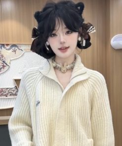 Cute Y2K Rabbit Necklace Plush Bear Choker Neck Chain for Spicy Girls - Doll Sweater Clavicle Chain Accessory