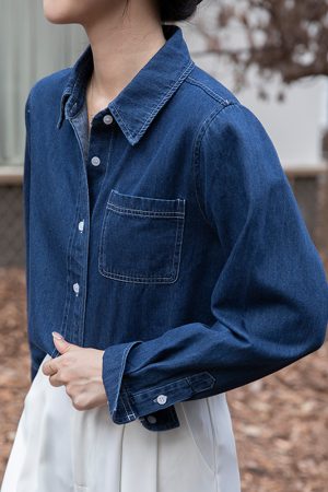 Dark Blue Vintage Layered Denim Shirt for Women - Soft Autumn Winter 2025 Style for Petite Fashion Enthusiasts