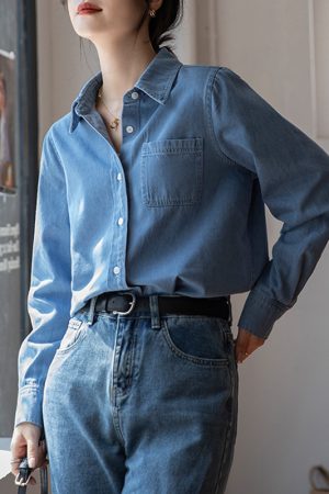 Dark Blue Vintage Layered Denim Shirt for Women - Soft Autumn Winter 2025 Style for Petite Fashion Enthusiasts