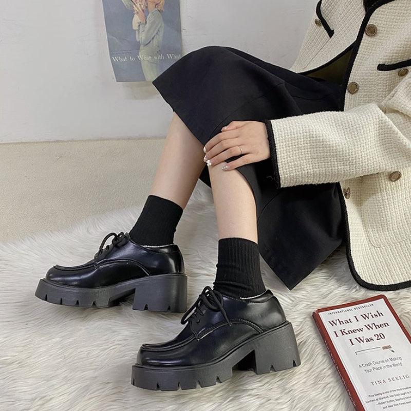 Dark Minimalist Fashion, Winter Outfits For High School - Dark Academia Platform Shoes Dark Minimalist Fashion, Winter Outfits For High School - Dark Academia Platform Shoes