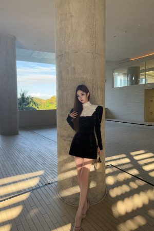 Dark Night Rose High-End Lace Splicing Dress for Spring/Summer - Elegant Lady Style Short Dress, Perfect for 90s & Y2K Fashion