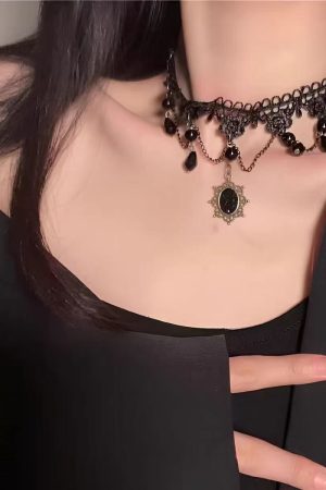 Dark Retro Halloween Choker Necklace with Black Pendant, Lace Trim, and Tassels for Women - Gothic Y2K Style Accessory