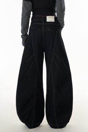 Deconstructed Straight-Leg Jeans for Women - American Style Wide-Leg Pants with Curved Knife Silhouette, Trendy Casual Fashion