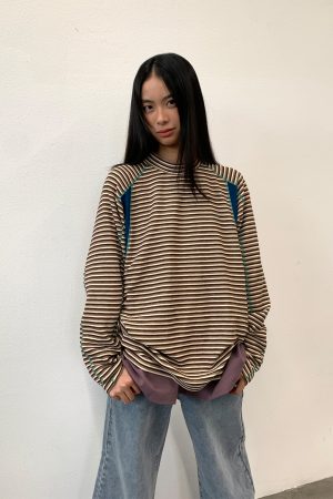 Decorative Striped Long Sleeve T-Shirt for Autumn/Winter - Crew Neck, Small Fit, 90s Inspired, Unique Roaring Beast Design