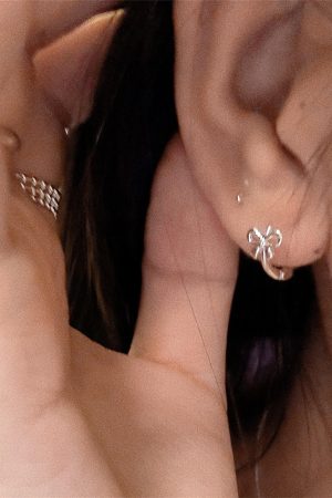 Delicate Butterfly Knot Earrings for Girls - Mini Sleep Ear Clips, Nurturing Ear Holes, Comfortable Ear Bone Studs