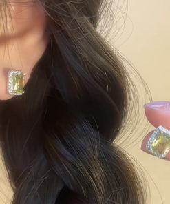 Delicate Green Diamond Square Zircon Earrings - Sleep-In, Removable, Versatile Fashion Accessories for Everyday Wear