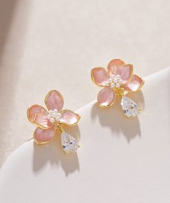 Delicate Pink Three-Dimensional Flower Stud Earrings with Water Drop Pendant - Fresh Women's Ear Accessories