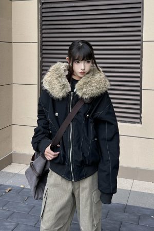 Detachable Fur Collar Winter Coat for Women - Thick Cotton Jacket with Hood, Trendy Mountain Style Outerwear