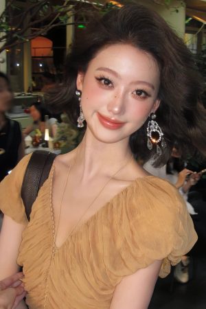 Diamond-Studded Water Drop Tassel Earrings - Elegant High-End Fashion Accessories for Socialite Style