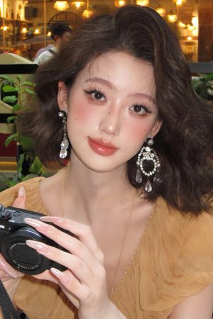 Diamond-Studded Water Drop Tassel Earrings - Elegant High-End Fashion Accessories for Socialite Style
