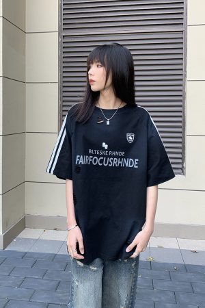 Distressed Vintage Loose Fit Short-Sleeve Unisex American T-Shirt - High Street Hip-Hop Style, Streetwear Essential