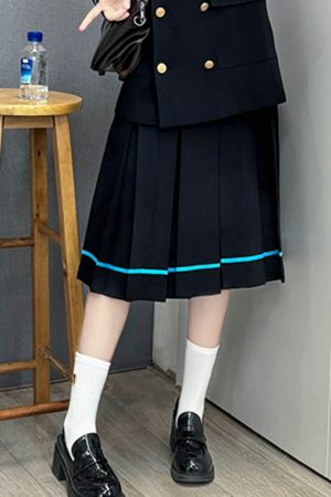 Double-Breasted Korean Suit Two-Piece Set with Loose Mid-Length Skirt and Pudinge Bear Design, JK Academy Style, Fashionable Y2K Look