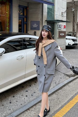 Double-Breasted Long Wool Coat for Women - High-End Double-Sided Trench Coat for Spring Fashion, Chic and Stylish Outerwear