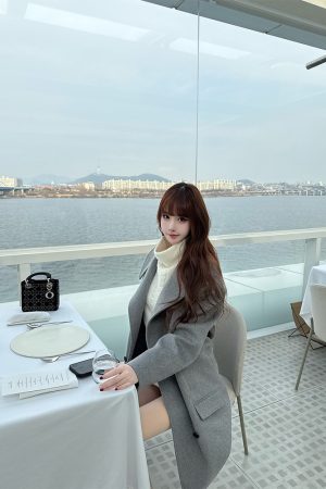 Double-Breasted Long Wool Coat for Women - High-End Double-Sided Trench Coat for Spring Fashion, Chic and Stylish Outerwear