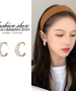 Double C Round Face Slimming Earrings - 2025 Trendy Light Luxury High-End Studs for Chic Style