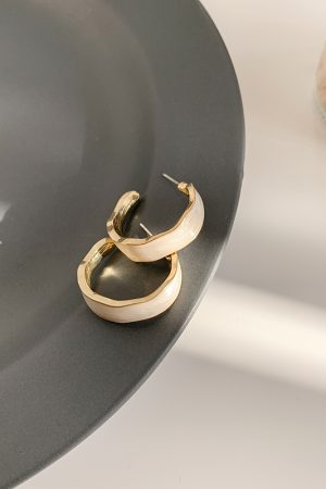 Double C Round Face Slimming Earrings - 2025 Trendy Light Luxury High-End Studs for Chic Style