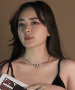 Double-Layer Bow Heart Pendant Claw Chain Necklace - Elegant Short Fashion Collarbone Chain for Chic Style