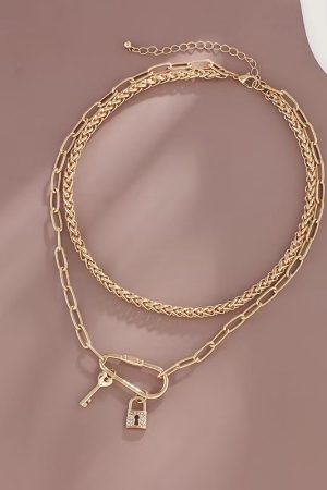 Double-Layer Chain Necklace for Women - Retro European American Style with Lock and Key Pendant - Trendy Layered Clavicle Jewelry