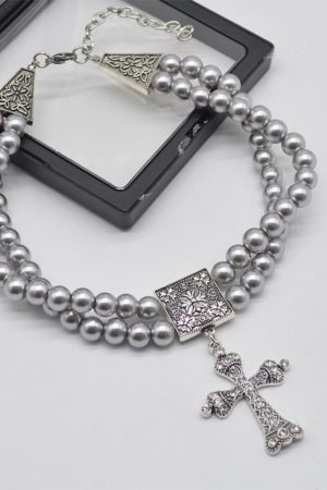 Double-Layer Cross Gray Pearl Choker Necklace - Trendy Minimalist Retro Neck Accessory for Effortless Style