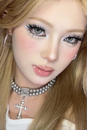 Double-Layer Cross Gray Pearl Choker Necklace - Trendy Minimalist Retro Neck Accessory for Effortless Style