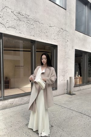 Double-Layer Fleece-Lined Flared Hem Skirt - High-End A-Line for Autumn Winter Fashion, Cozy Layered Style