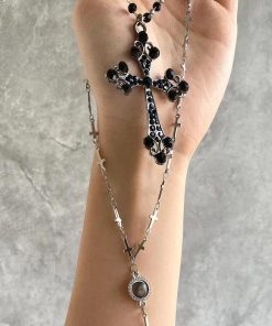 Double-Layer Gothic Punk Cross Necklace for Girls - Cool Spicy Niche Design Multi-Layer Clavicle Chain in Dark Style