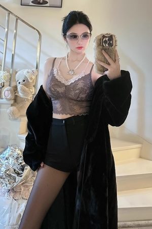 Double-Layer Lace Short Vest Top with Built-In Chest Pad - Spicy Girl Slimming Multi-Color Design for Y2K Style