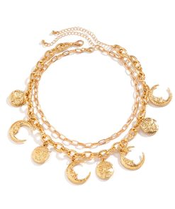 Double-Layer Vintage Crescent Pendant Necklace for Women, Personalized Chain with Relief Portrait & Tassel - European and American Style