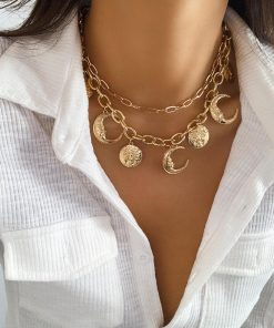 Double-Layer Vintage Crescent Pendant Necklace for Women, Personalized Chain with Relief Portrait & Tassel - European and American Style