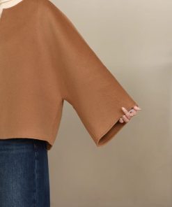 Double-Sided Cashmere Wool Short Coat, No-Button Design, Chic Short Silhouette, High-Quality Outerwear