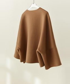 Double-Sided Cashmere Wool Short Coat, No-Button Design, Chic Short Silhouette, High-Quality Outerwear