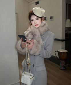 Double-Sided Plush Long Winter Coat for Young Ladies - Black and White Hourglass Waist, High-End Quality, Chic Style