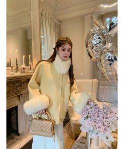 Double-Sided Wool Coat with Fox Fur Cuffs and Collar for Women, Autumn Winter Fashion, Elegant Short Jacket