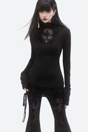 Downtown Outfits Women, Down Town Fits - Goth Cross Top