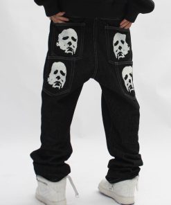 Dream Style Fashion, Baggy Outfit Ideas Street Styles - Michael Myers Baggy Jeans