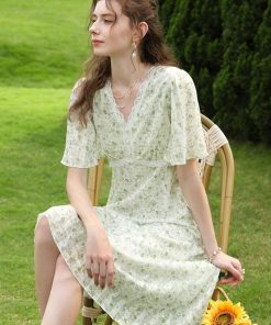 Dress Over Jeans, cute pink lolita fashion - Cottagecore Floral Midi Dress