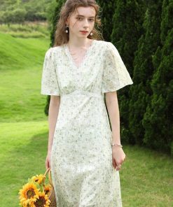 Dress Over Jeans, cute pink lolita fashion - Cottagecore Floral Midi Dress