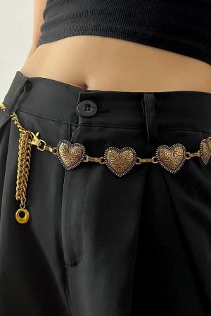 Earmuffs Outfit, Girl Art Aesthetic - Heart Belly Chain