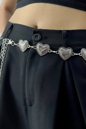 Earmuffs Outfit, Girl Art Aesthetic - Heart Belly Chain
