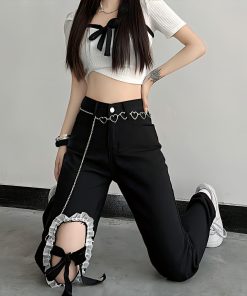 Easy Cute Outfit Ideas, Flirty Fashion Aesthetic - Lace Up Knee Washed Jeans