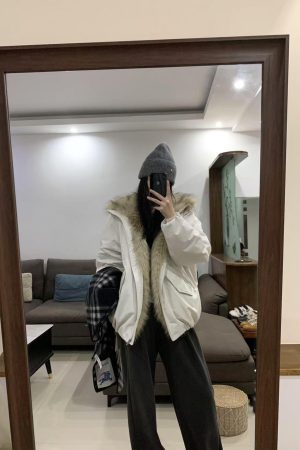 Eco-Friendly Faux Fur Collar Down Jacket for Women, Stand-Up Collar Zipper Coat, White Duck Down, Winter 2025 Fashion